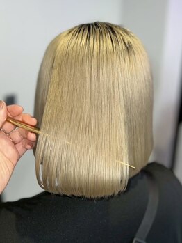 シーバイスリー 綱島(C×3)の写真/当店オリジナルの"トリスト"でブリーチ毛で広がる癖毛でも次の日から扱いやすい自然なストレートヘアに◇