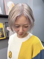 ローグ(LOGUE) ホワイトミルクティー/ショートボブ