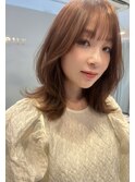 茨木/韓国風レイヤーミディアム くびれヘア ピンクベージュ