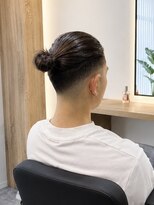 ラテノワール(Latte Noir) マンバンヘアーフェード