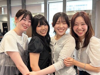 シエル 難波店(CIEL)の写真/【難波駅10秒】垢抜けたい人必見*女性目線で褒められるカット&うる艶透明感カラーが大好評*口コミ多数◎