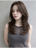 結べるレイヤーカット×くびれヘア×ハッシュカット×ミディアム