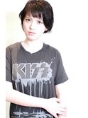 黒髪エッジィショート