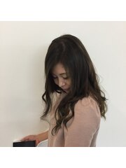 ゆる巻きネイビーアッシュ