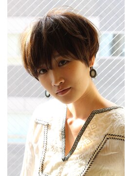 レウナ 外苑前(Reuna) 【30代・40代・５０代】大人女性に人気ひし形ショート