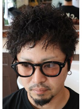 アクセプトザワールドバーバー(Accept the world barber) ショートスタイル×ツイストパーマ