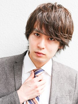 アフロート ディル(AFLOAT D'L) 好感度アップ　ビジネスウルフヘア ミディアム　スーツ　30代