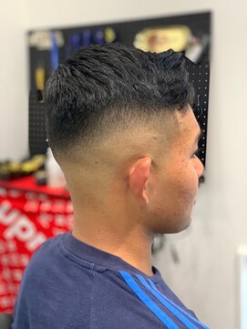 エイトヘアー(Ei8htHair) スキンフェード