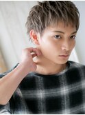 ハイトーン外国人風カラーの束感フェザーマッシュe与野