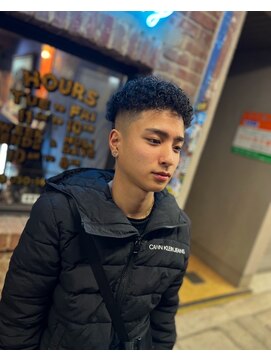 フッドバーバー(HOOD BARBER) ハードパーマスタイル