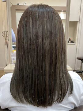 アルターリール(aL ter Rire) 前髪/マチルダボブ/ピンクベージュ/インナーグレージュ/澤瑞絵