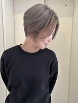 ヘアーデザイン リボン(hair design Ribon) シルバーベージュ&大人ショート
