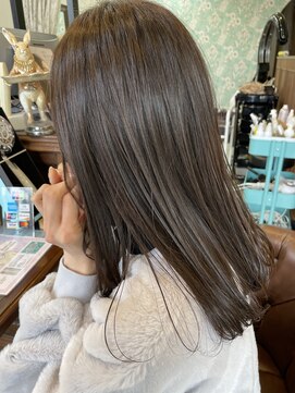 ハグヴィアン(HUG BIEN) グレーアッシュ