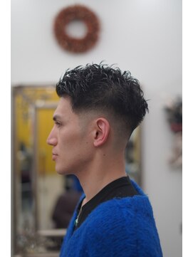 グランクラブ(GRANCLUB) カット　パーマ　フェード　シェービング　ヘッドスパ