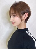 ショート×白髪ぼかしハイライト×ダークブルー×丸型[心斎橋]