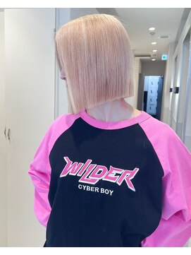 リノ(RLINO) 【名古屋、栄】ボブカット/ミルクティーベージュ