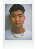 エイル(AILE) 男らしさマックスサイドパートスキンフェード