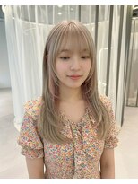 ハーツオオサカ(HE:ARTS OSAKA)&nbsp;ハイトーンがかわいい韓国レイヤースタイル