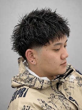 アストロ(ASTRO) ハイフェード×スパイキーショート