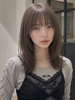 ユーフォリア 青山(Euphoria)&nbsp;透明感チャコールグレー◎くびれミディ20代ラウンドバング