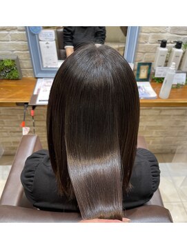 ミント バイ フォルテ(mint by FORTE) 縮毛矯正と髪質改善トリートメントで艶サラに!