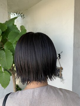 スプリング バイ ラシク(spring by Rasiku) トレンド感たっぷり切りっぱなしボブ