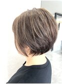 ショートボブ