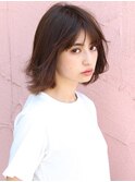 《AXIS》ミディアム外はねボブ