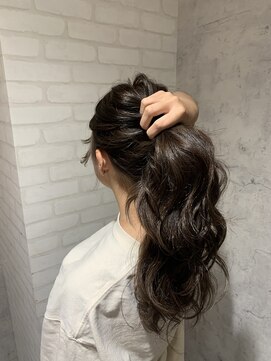 アフィナー 上大岡(Afinar) 結んでも可愛い長さ出しエクステ KAZUMA