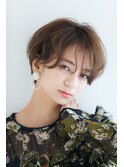 ショートボブ