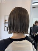 ボブ　ミルクティーベージュ　艶髪　髪質改善カラー　ショート