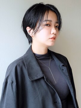 マイン(mine) ブルベ/冬/ハンサムショート/ブルーブラック/ブルーカラー/小顔
