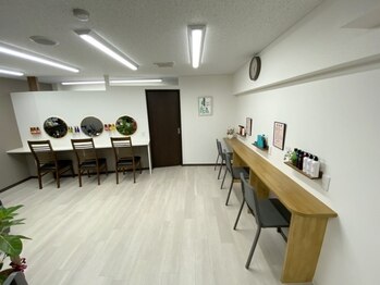 グレイカラーオーサム(Graycolor awesome)の写真/【夙川駅徒歩1分】!憧れの色味と艶をリーズナブルな価格でお届け♪あなただけのスタイルを実現します◎