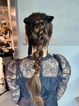 シャルムバイケンジ(Charm.by KENJE) 【ローポニーテール】結婚式/銀座/ヘアセット/アレンジ