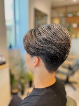 センターパート×メッシュ