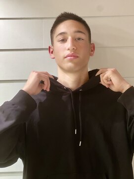 ダッド(DAD) 【Faux Hawk】