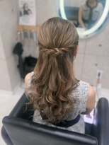 クラン 東心斎橋店(Clan)&nbsp;ねじりハーフアップ/心斎橋ヘアセット