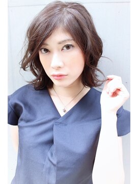 ディー(dee) dee エアリーボブ×まろやかグレージュ