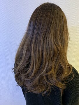 モテナ アット ベッピン(motenas at Beppin s) 地毛風やわらかロング×濃いめのグレージュ