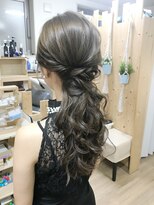 ロカット サロン(Roquat Salon) ネオハーフアップアレンジ【ヘアアレンジ 立川/八王子/立川南】