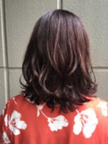 ヘアーミューズ リベロ(hair muse Livero) 【Livero】ふんわりミディ×チェリーピンク