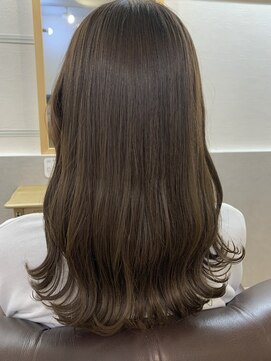 インビテーション(invitation) オリーブベージュ