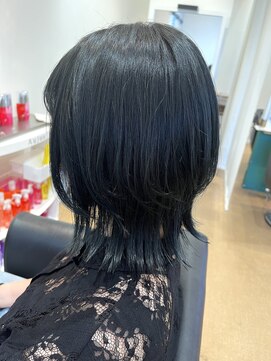 リシェールグリーン 越谷花田店(RICHAIR GREEN) ミディアムウルフ×ブルーブラック