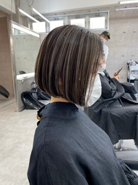 イキ 表参道(iki omotesando) モード/無造作ウェーブ/大人ガーリー[表参道駅]