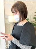 ボブ×オリーブベージュ