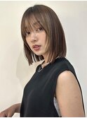 顔周りレイヤーシースルーバング切りっぱなしボブ