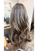 ナチュラル8 NATURAL8 ヘアースタジオ Hair studio&nbsp;バレイヤージュ　グレイベージュカラー