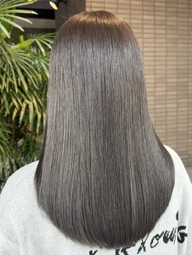 ディスイズ(thisis) 【thisis】透明感グレージュ 韓国風/レイヤーカット