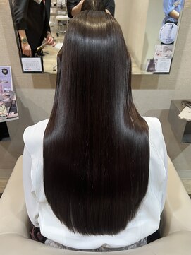 ドール 阪急高槻(DOLL) 髪質改善縮毛矯正レイヤーカット透明感カラー【髪質改善】
