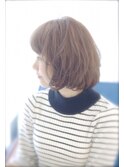 耳かけ×大人かわいいナチュラルボブ